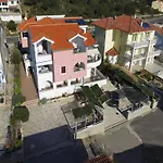 & Petra - Double Apartment Zaboric